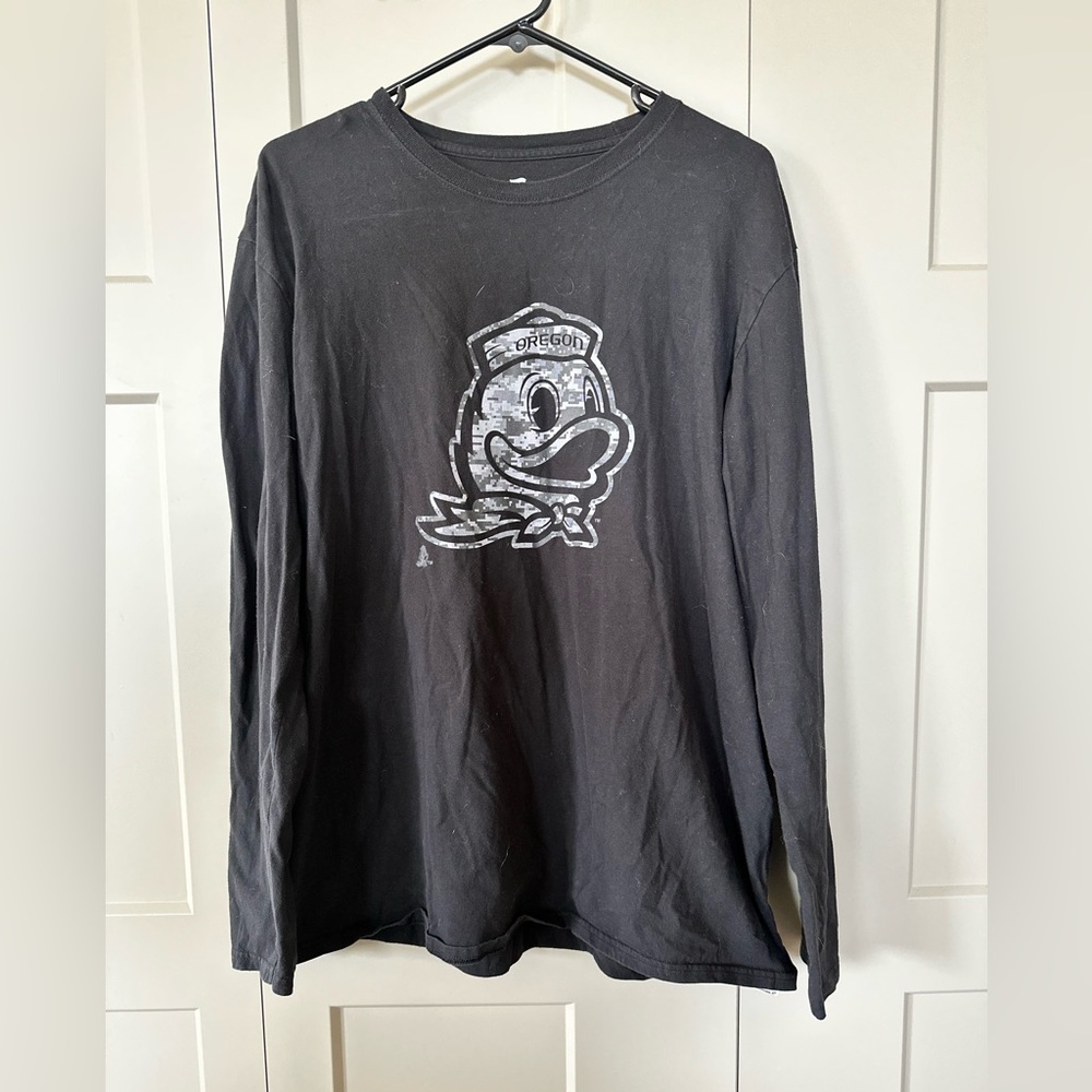 Oregon Ducks Long-Sleeve shirt